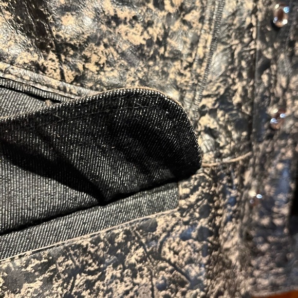 H&D Distressed Genuine Leather/Denim Jacket - Picture 12 of 15